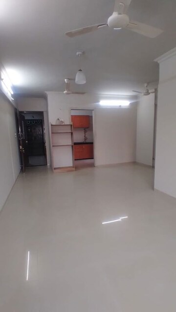 Room in 3 BHK Apartment at Charkop Kshitij CHS, Kandivali West – for Rent