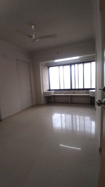Room in 3 BHK Apartment at Charkop Kshitij CHS, Kandivali West – for Rent
