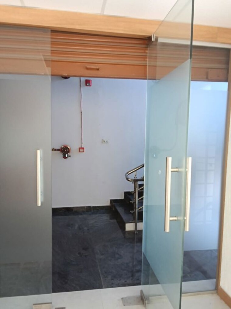 Team Area, dahisar east 1 Bedroom 610 Sq.Ft. Builder Floor In Dahisar East Mumbai 10001583