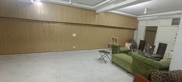 Balcony in Studio Builder Floor at Sector 43 – for Rent