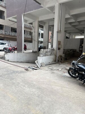 Parking in 2 BHK Apartment at Kharadi – for Rent