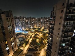 2 BHK Apartment For Rent in Logix Blossom County