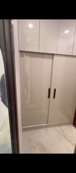 Building Lobby in 3 BHK Builder Floor at Dwarka Mor – for Sale