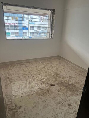 Room in 2 BHK Apartment at Kharadi – for Rent