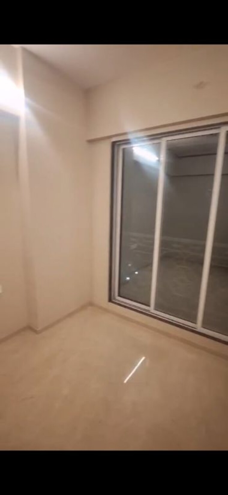 Room, metro-millennium 3 Bedroom 920 Sq.Ft. Apartment In Malad West Mumbai 10001694