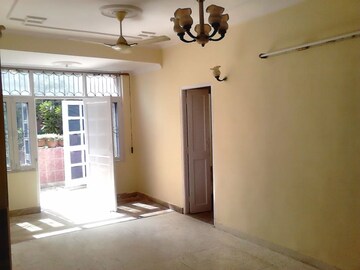 Room in 3 BHK Apartment at Dwarka – for Rent