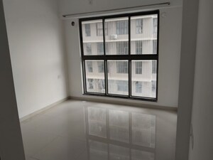 Room in 1 BHK Apartment at UK Iridium, Kandivali East – for Rent