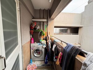 Parking in 3 BHK Apartment at Suyog Padmavati Hills, Bavdhan – for Rent