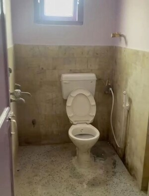 Bathroom in 2 BHK Apartment at Salt Lake City – for Rent