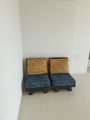 1.5 BHK Apartment For Rent in Godrej Emerald, Ghodbunder Road