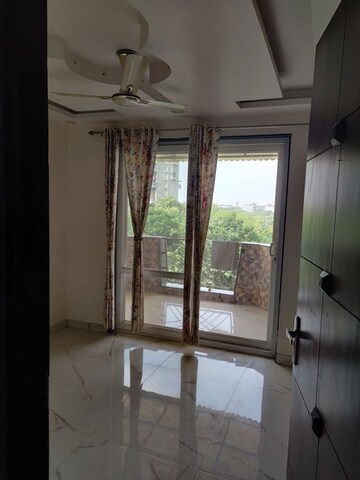Room in 3 BHK Apartment at Dwarka – for Rent