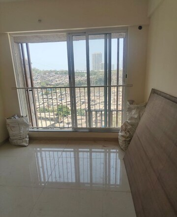 Room in 1 BHK Apartment at Godrej Nest Kandivali, Kandivali East – for Rent