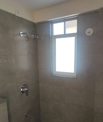 Room in 1 BHK Apartment at Godrej Nest Kandivali, Kandivali East – for Rent