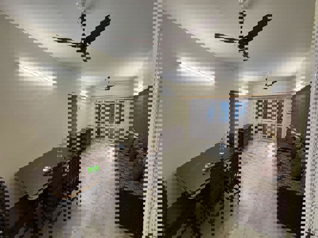 2 BHK 850 Sq.Ft. Apartment in Swapna Kiran CHS