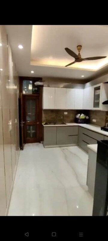 Kitchen in 5 BHK Independent House at Sector 47 – for Rent