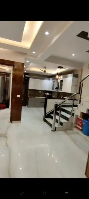 Gym in 5 BHK Independent House at Sector 47 – for Rent