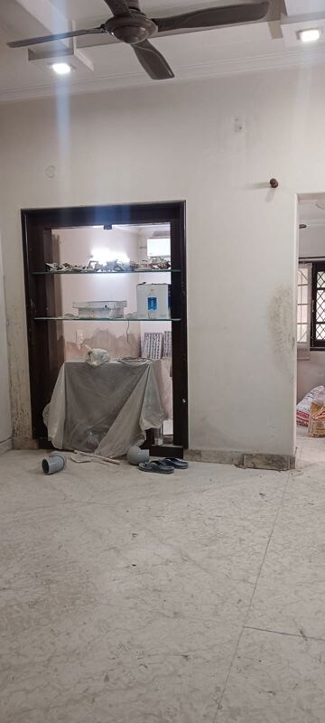 Bathroom in 4 BHK Builder Floor at Alaknanda – for Rent