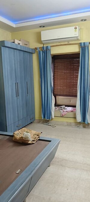 Living Room in 4 BHK Builder Floor at Alaknanda – for Rent