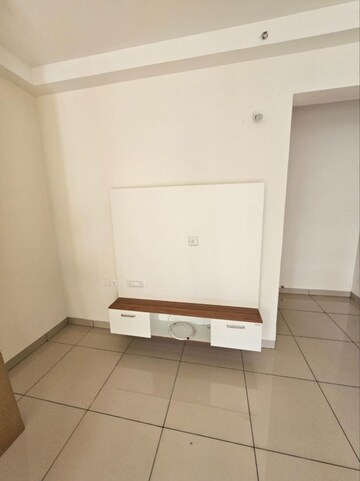 Kitchen in 2.5 BHK Apartment at Prestige Royale Gardens, Gantiganahalli – for Rent