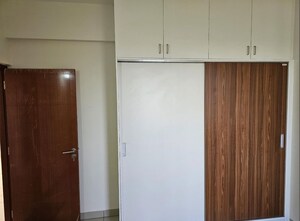 2.5 BHK Apartment For Rent in Prestige Royale Gardens, Gantiganahalli