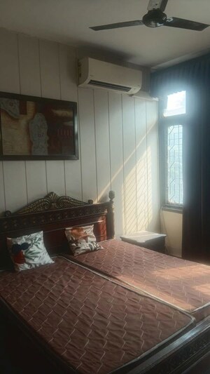 Living Room in 2 BHK Builder Floor at East Of Kailash – for Rent