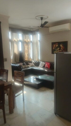 2 BHK Builder Floor For Rent in East Of Kailash