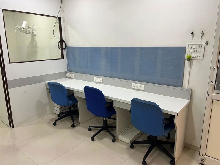 Team Area, alkapuri Commercial Office Space 300 Sq.Ft. In Alkapuri Vadodara 10001994