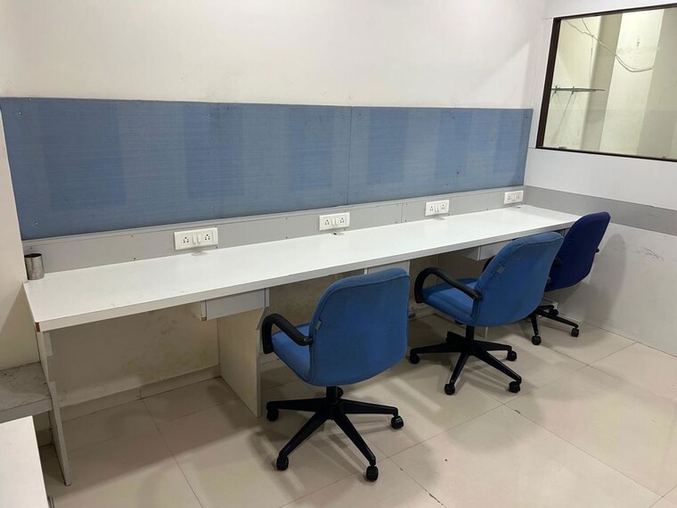 Team Area, alkapuri Commercial Office Space 300 Sq.Ft. In Alkapuri Vadodara 10001994