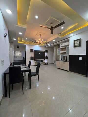 Master Bedroom in 3 BHK Builder Floor at RWA Residential Society Sector 46, Sector 46 – for Rent