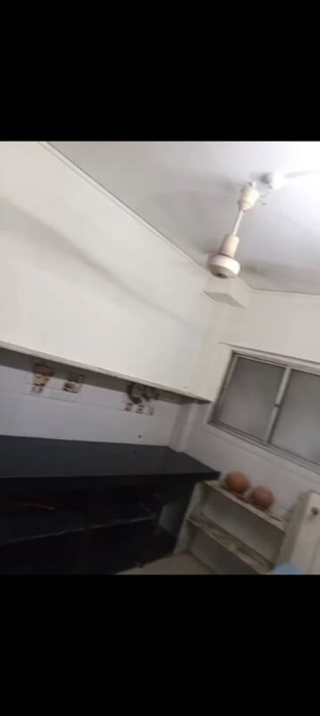 Furnished Amenities in 1 BHK Apartment at Nirman Vihar, Jogeshwari East – for Rent