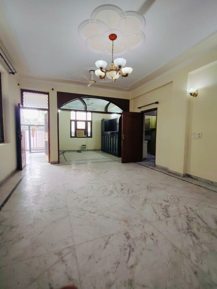 Room, rwa-residential-society-sector-46 3 Bedroom 1500 Sq.Ft. Builder Floor In Sector 46 Gurgaon 10002009
