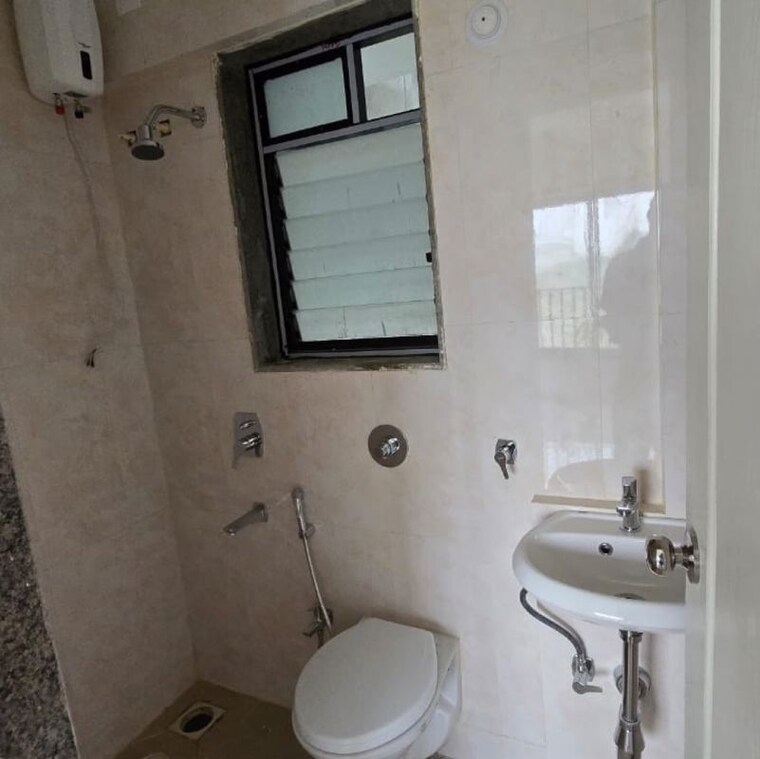 Attached Bathroom, bg-shirke-monte-verita-east-tower 1 Bedroom 368 Sq.Ft. Apartment In Trimurty Nagar Mumbai 10002019