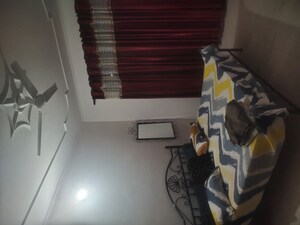 1 BHK Independent House For Rent in Sector 10