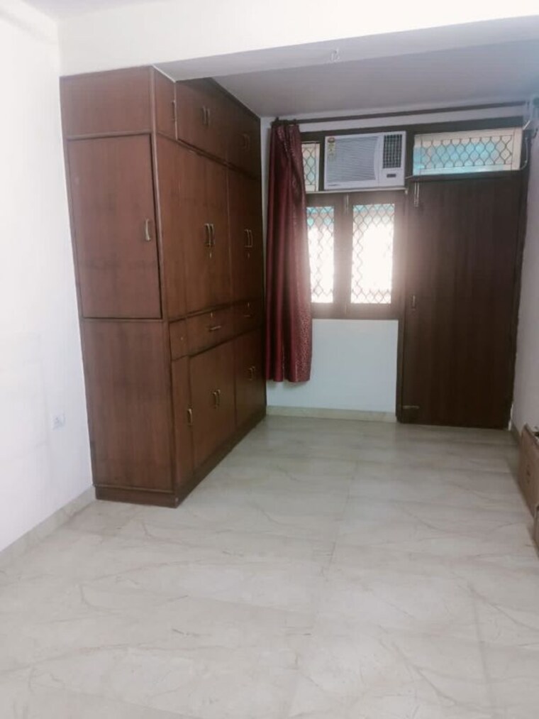 Room, sector 9 dwarka 2 Bedroom 1200 Sq.Ft. Apartment In Sector 9 Dwarka Delhi 10002036