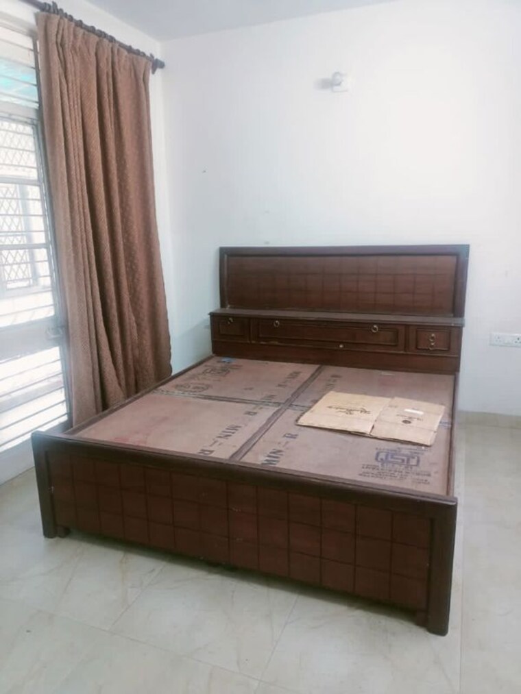 Bedroom, sector 9 dwarka 2 Bedroom 1200 Sq.Ft. Apartment In Sector 9 Dwarka Delhi 10002036