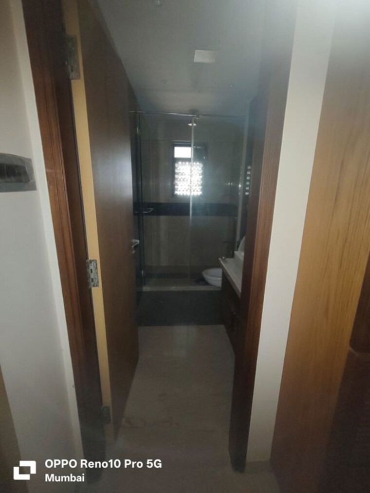 Bathroom, khar west 4 Bedroom 2600 Sq.Ft. Apartment In Khar West Mumbai 10002033