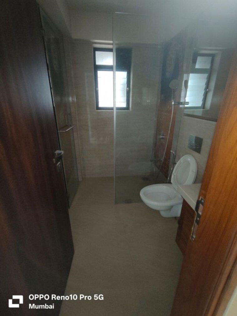Bathroom, khar west 4 Bedroom 2600 Sq.Ft. Apartment In Khar West Mumbai 10002033