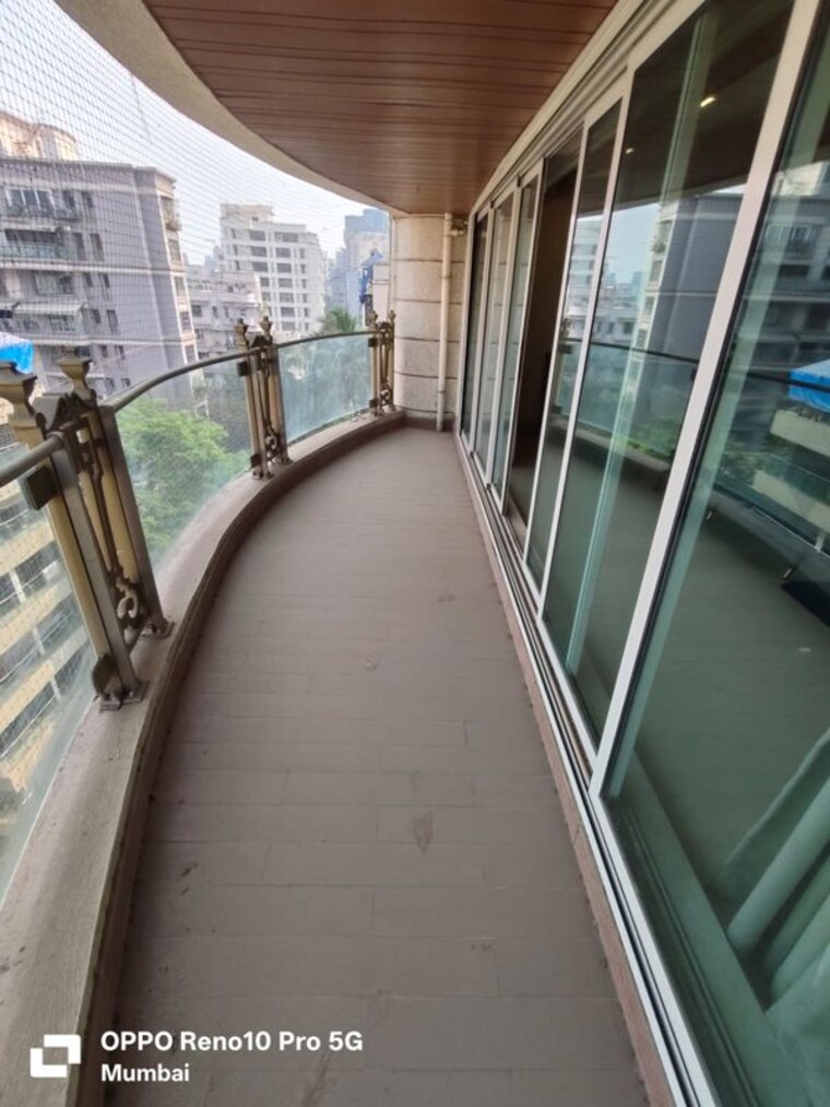Balcony, khar west 4 Bedroom 2600 Sq.Ft. Apartment In Khar West Mumbai 10002033