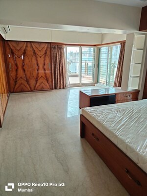 Bedroom in 4 BHK Apartment at Khar West – for Sale