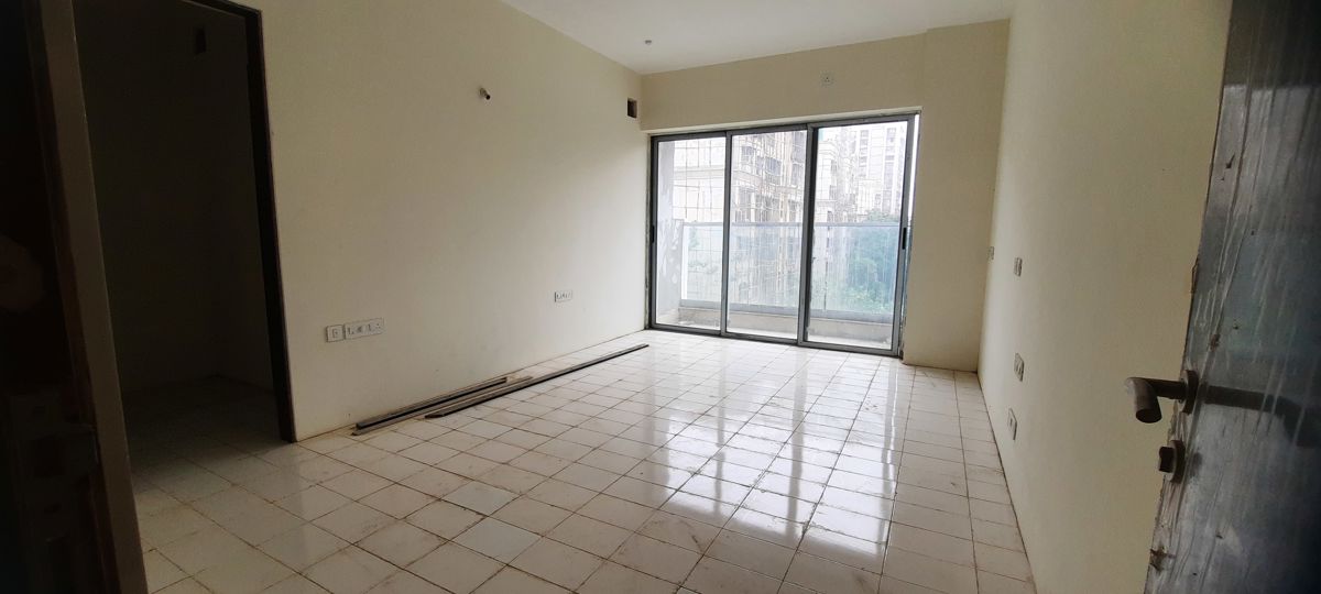 3 BHK + Pooja Room 650 Sq.Ft. Apartment in Rustomjee Elements Wing SG