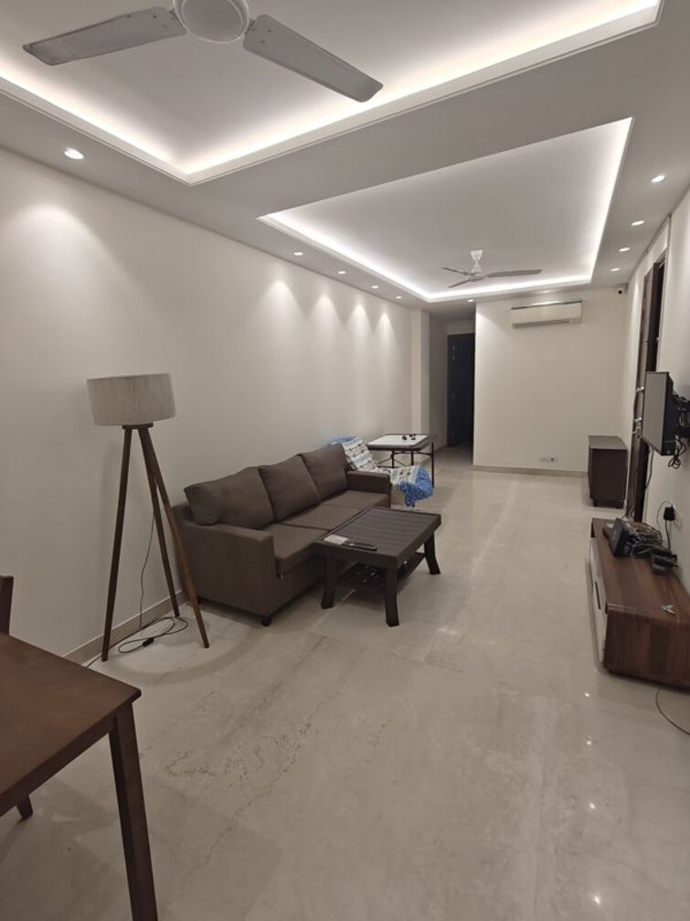 Cover Image, shivalik colony 3 Bedroom 200 Sq.Yd. Builder Floor In Shivalik Colony Delhi 10002052