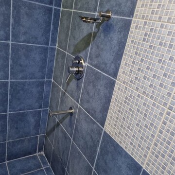 Bathroom in 3 BHK Apartment at Renaissance Exotica, Jakkuru – for Rent