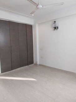 2 BHK Builder Floor For Rent in Saket