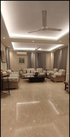 4 BHK Builder Floor For Rent in Saket
