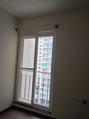 Room in 2 BHK Apartment at Puravankara Purva Zenium, Hosahalli – for Rent