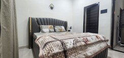 4 BHK + Servant Room Builder Floor For Rent in Saket