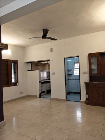 2.5 BHK Apartment For Rent in Vasant Kunj