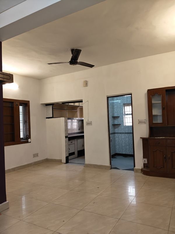 2.5 BHK + Study Room Apartment For Rent in Vasant Kunj