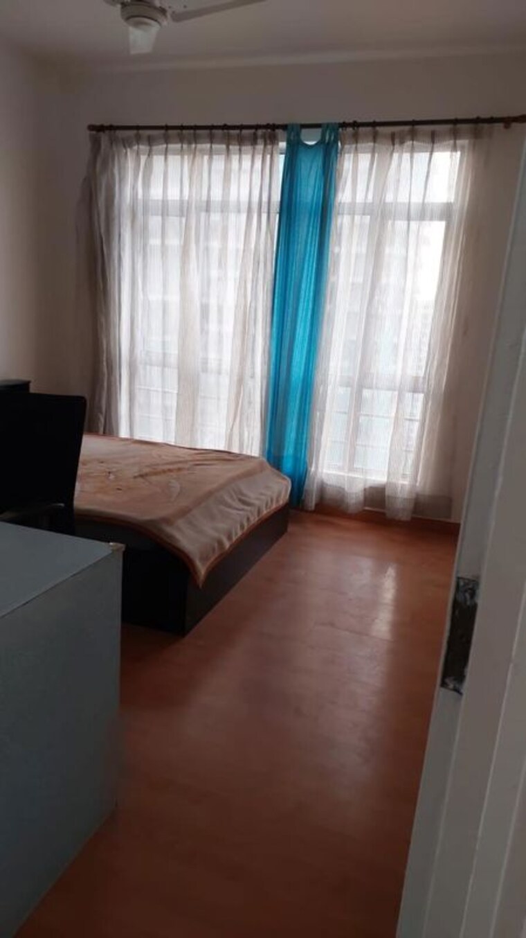 Living Room, orchid-petals 3 Bedroom 1805 Sq.Ft. Apartment In Sector 49 Gurgaon 10002121