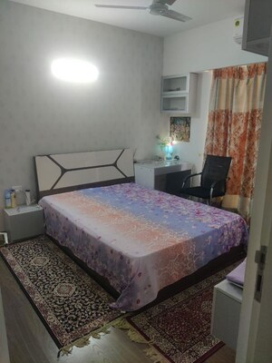 Bedroom in 3 BHK Apartment at Orchid Petals, Sector 49 – for Rent